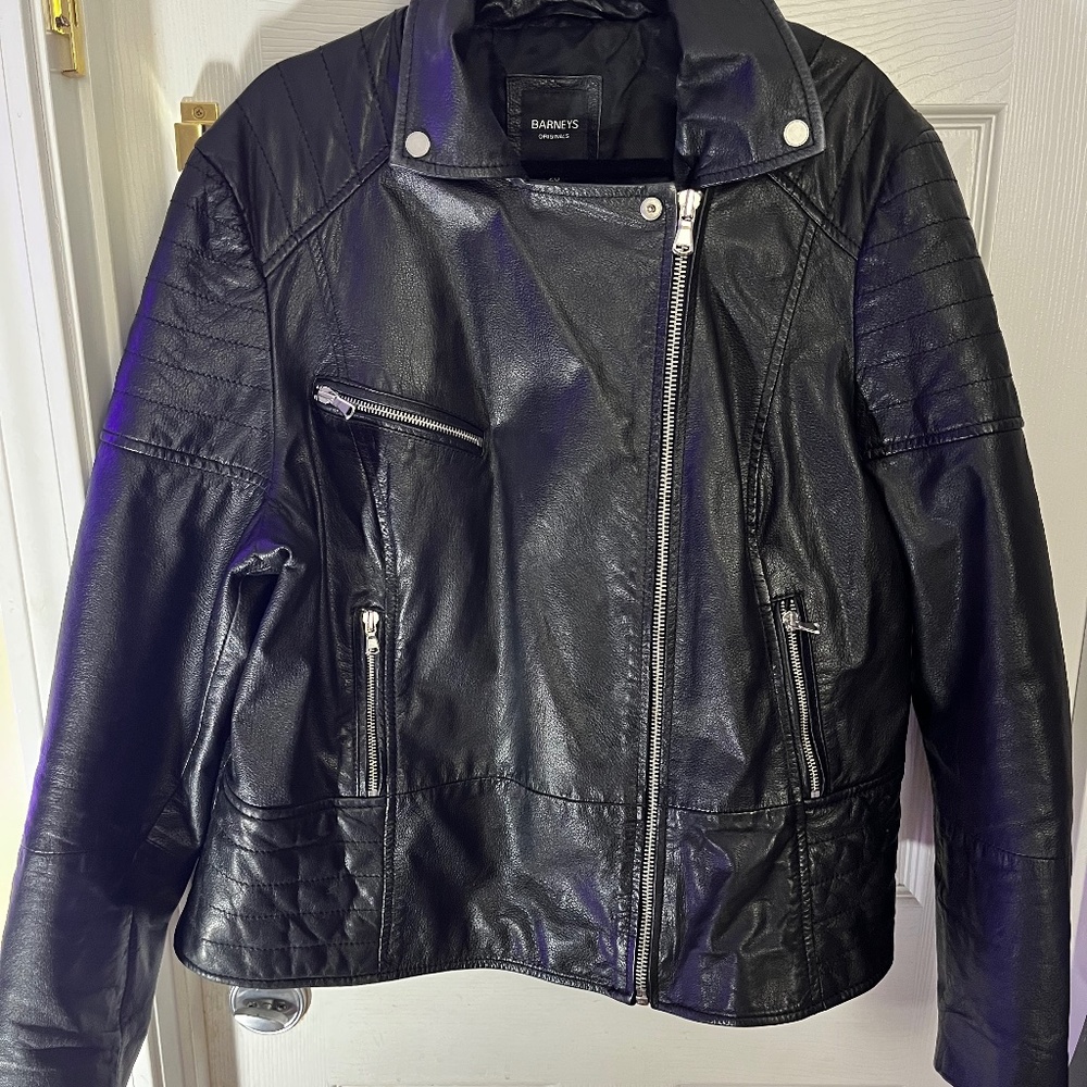 Barney’s Originals New York size 26